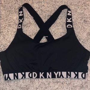 Black sports bra